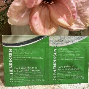 ✨💚NEW!! Ole Henriksen Balance Cleanser and Scrub Duo💚✨